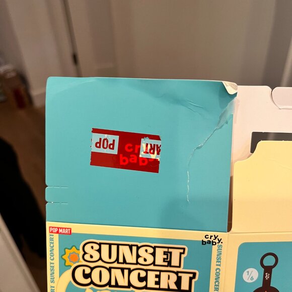 Pop Mart CRYBABY Sunset Concert Plush Pendant Bright Orange with Box - Picture 7 of 7